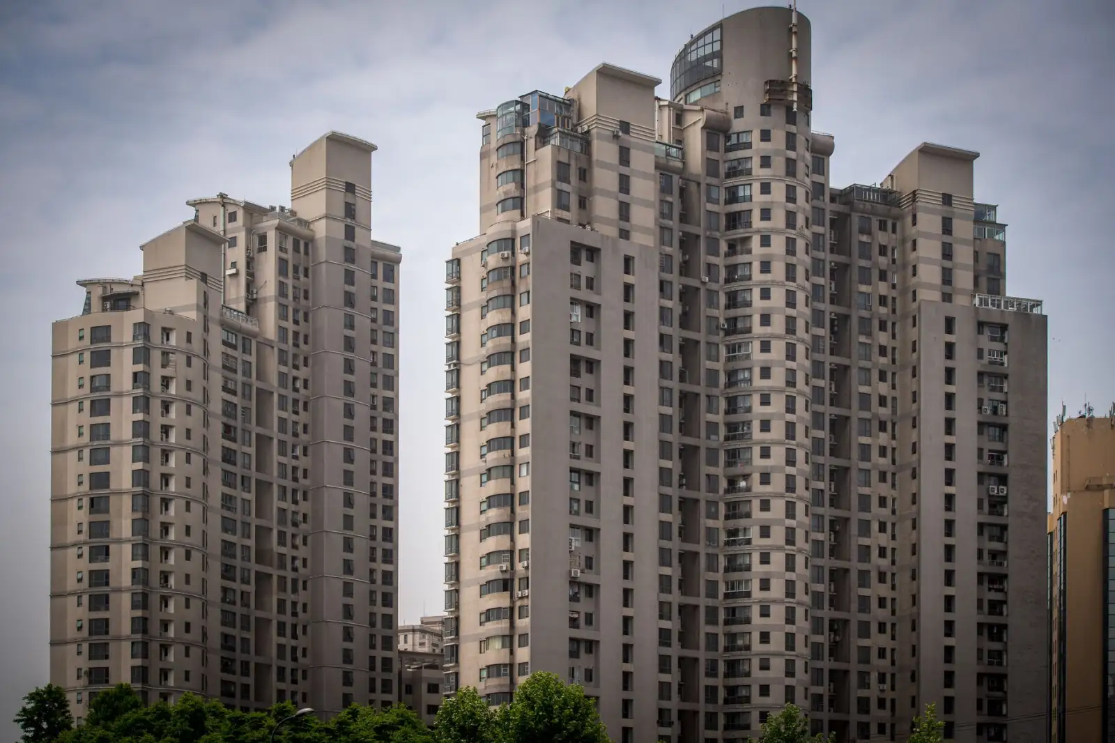 2025年上海住宅小区物业管理服务标准升级要点解读正文配图 1