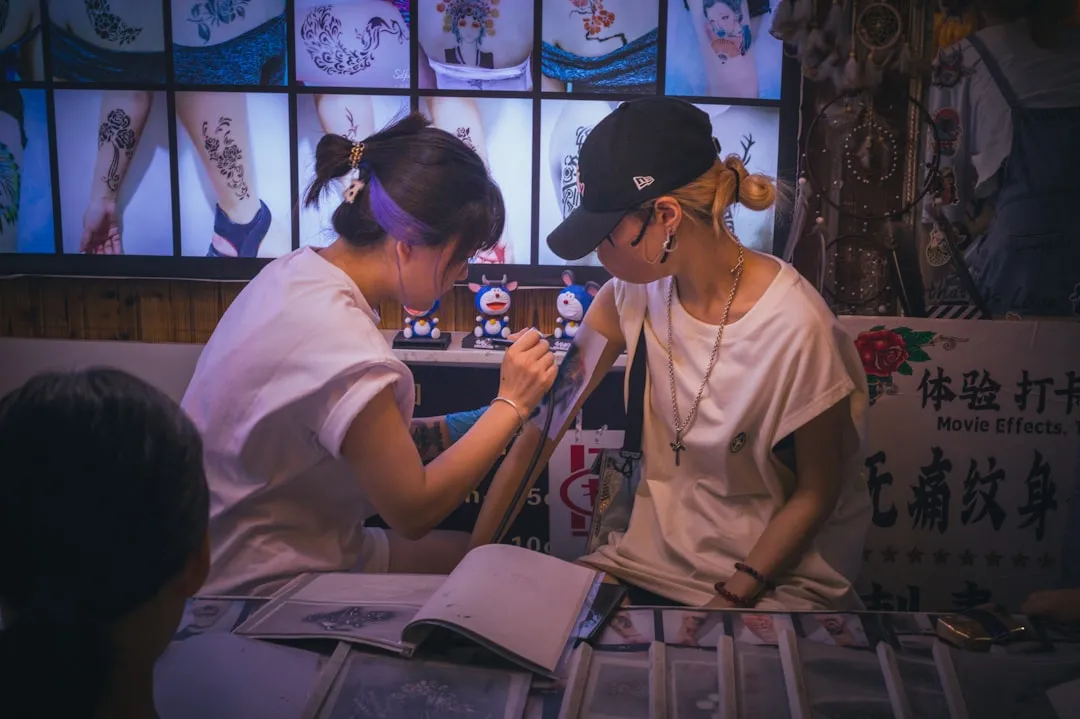 上海纳环新物业管理服务方案在住宅小区与商业楼宇中的差异化应用